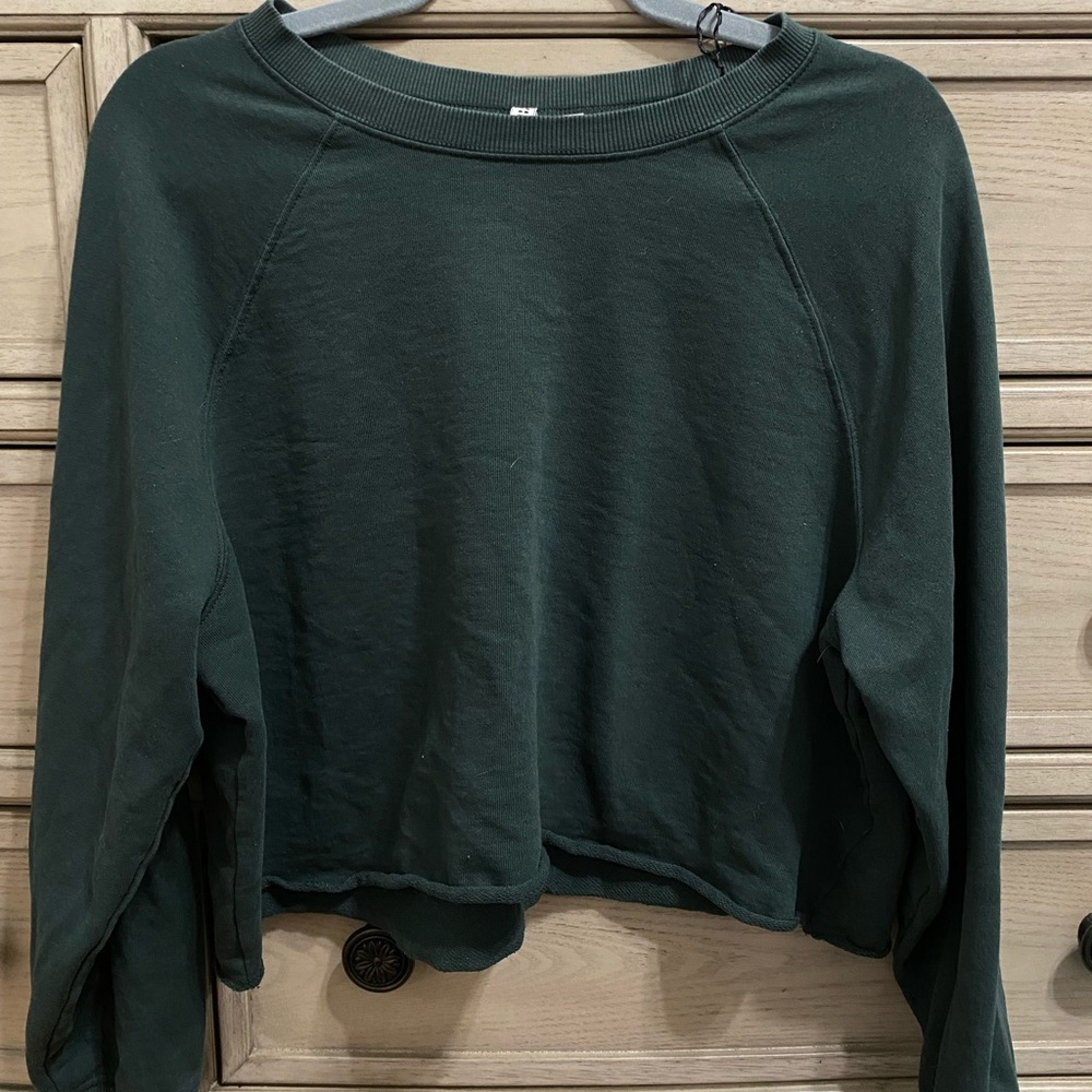 Cropped H&M sweatshirt!